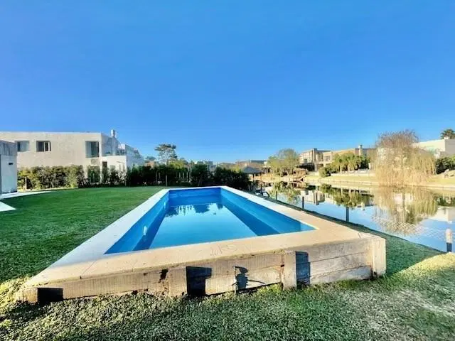 Casa en alquiler 3 dormitorios en Cabos del Lago, Nordelta, Tigre 5
