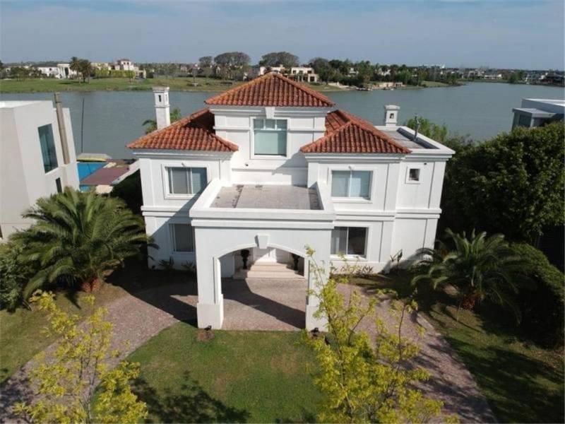 Foto de Casa en venta 4 dormitorios al lago en Los Castores, Nordelta, Tigre, imagen 5