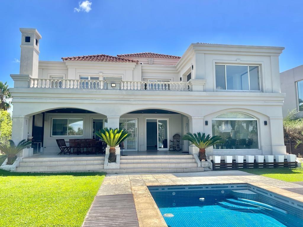 Foto de Casa en venta 4 dormitorios al lago en Los Castores, Nordelta, Tigre, imagen 3