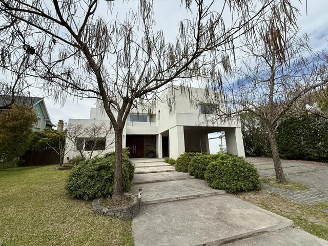 Foto de Casa en venta 5 dormitorios al lago Los Castores Nordelta, imagen 1