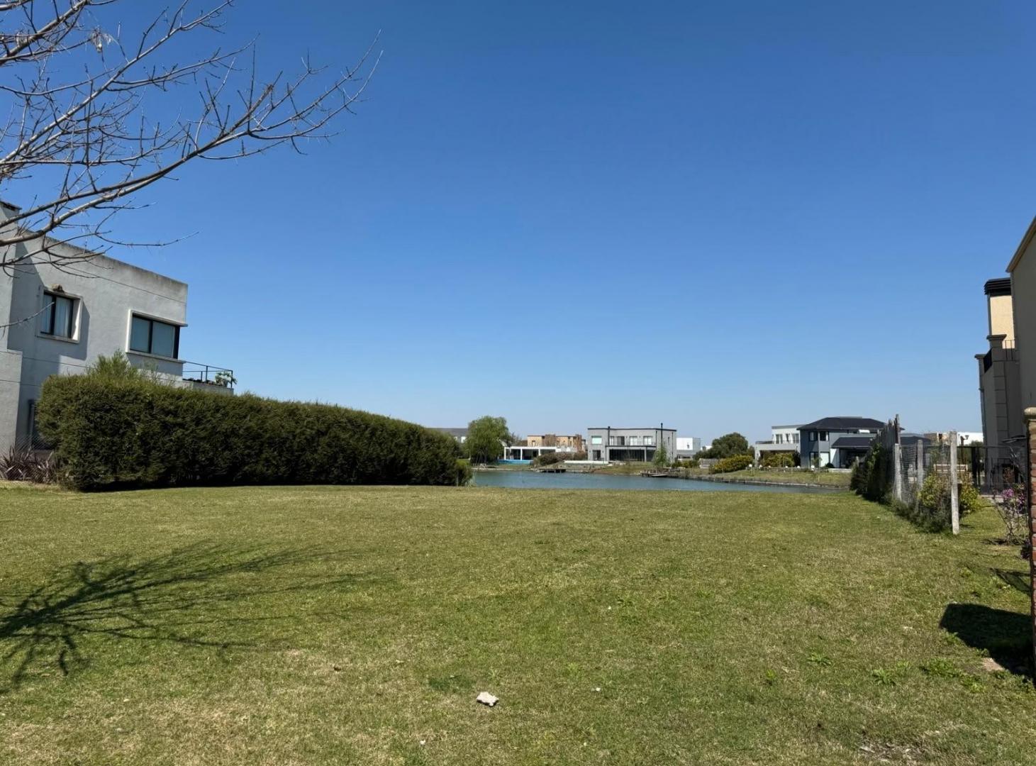 Foto de Terreno en venta en el Barrio El Canton - Norte, imagen 2
