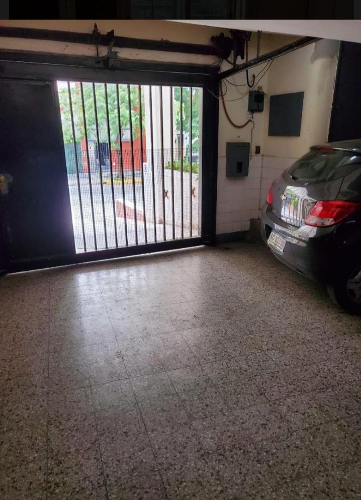 Increible Dto de 4 Ambientes con Cochera. 106 m² Cub + Balcon Corrido 5