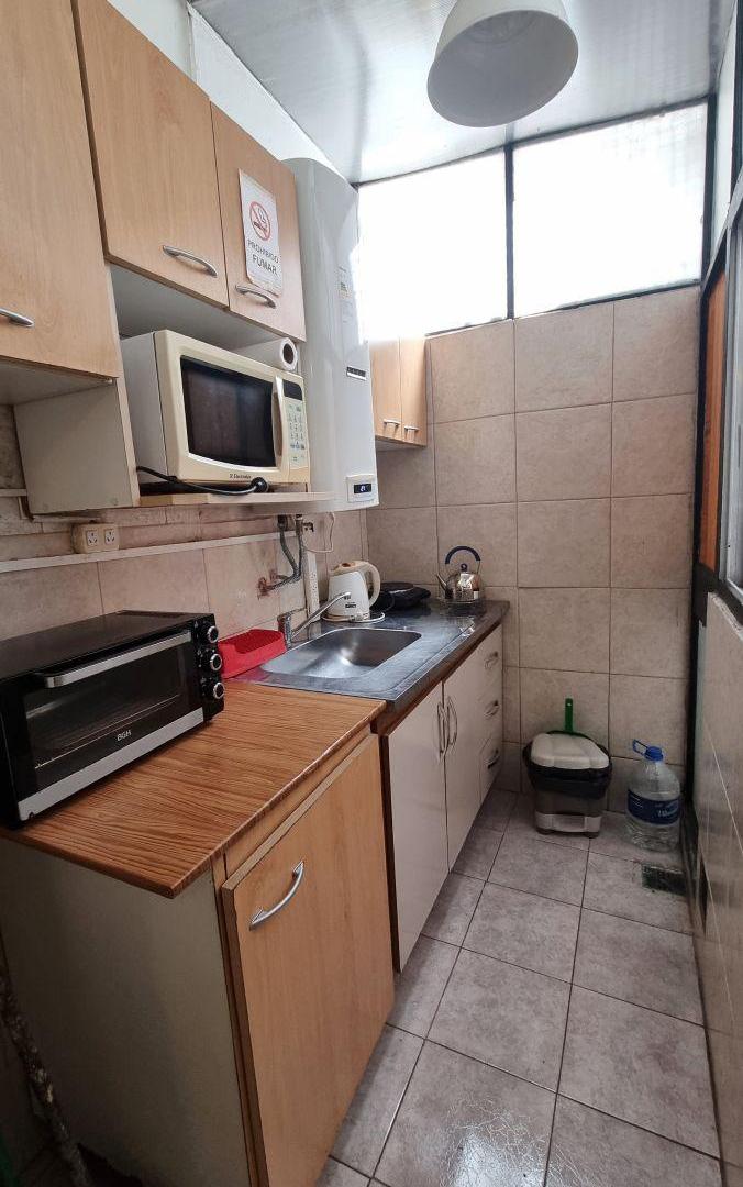 Foto de OFICINA y recepcion ALTOPALERMO baño c ducha cocina y patio, imagen 2