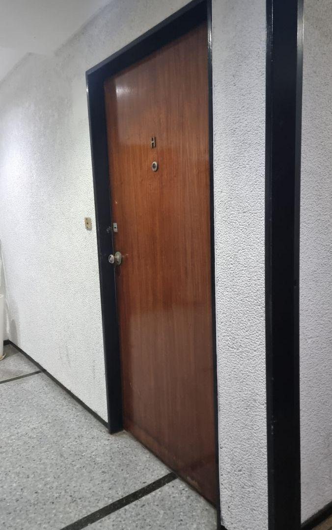 OFICINA y recepcion ALTOPALERMO baño c ducha cocina y patio