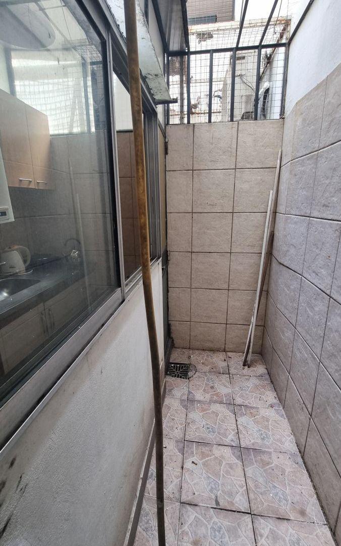 OFICINA y recepcion ALTOPALERMO baño c ducha cocina y patio