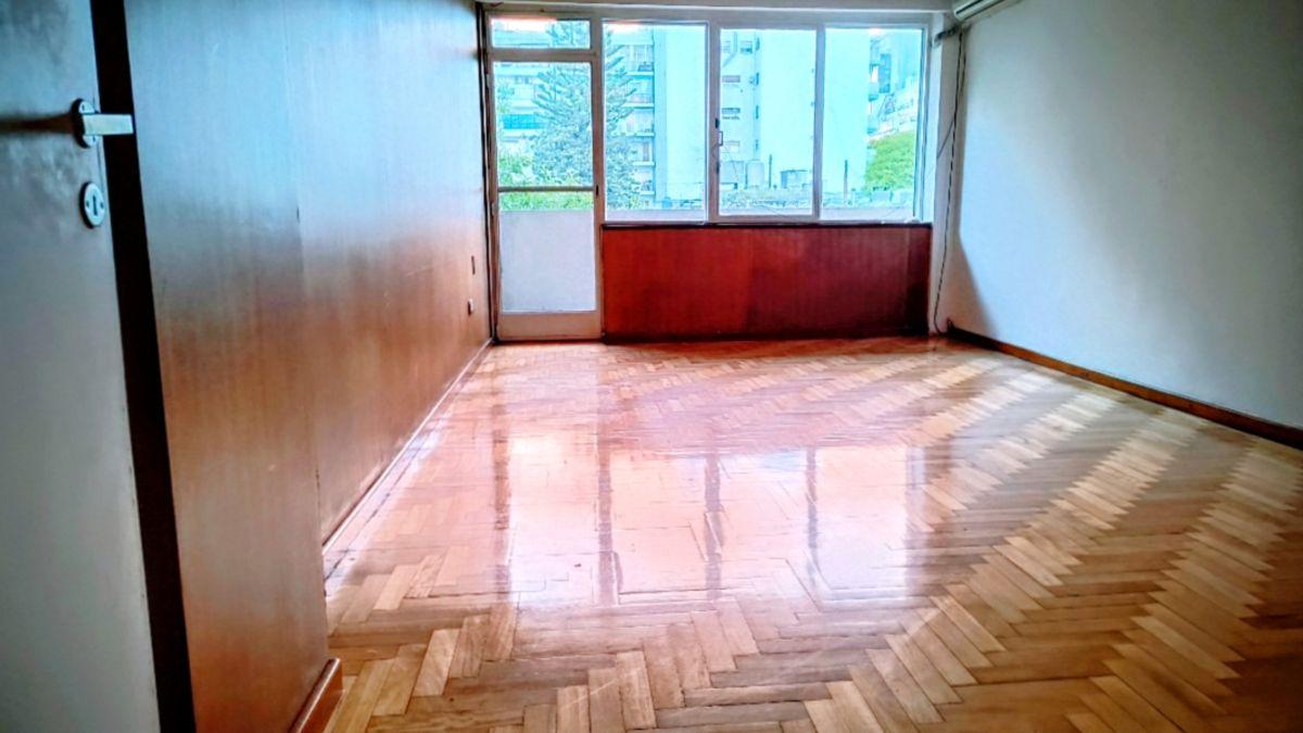 Todo luz, Amplio Semipiso al frente en Caballito