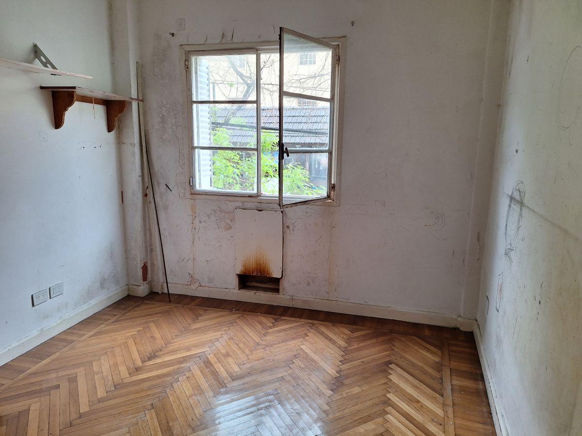 Foto de Departamento antiguo en esquina – 60 m² con balcón – Bajas expensas, imagen 3