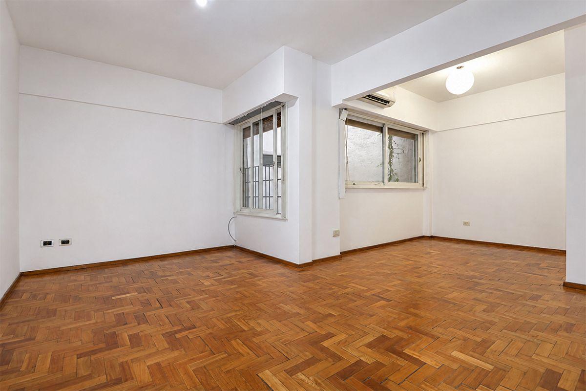 Foto de APTO CRÉDITO.. Era 3 ambientes y lo convirtieron en 2. Bonito edificio, imagen 1