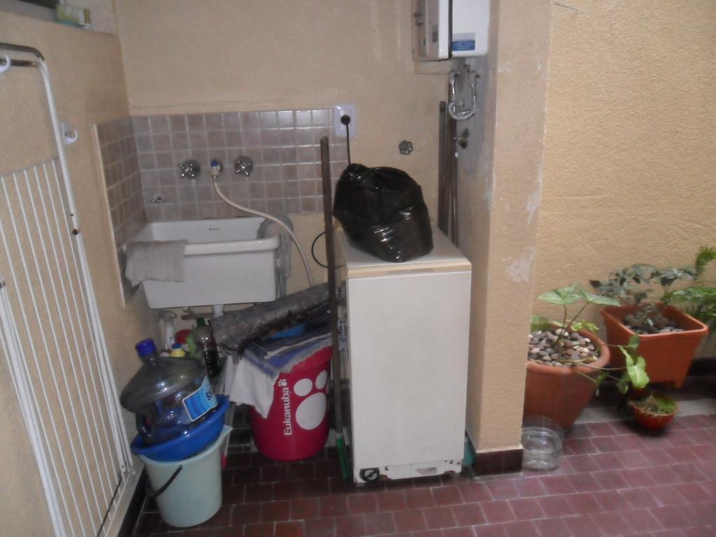 3 Ambientes, Al Frente P. B, con Patio y Lavadero, 68 m². 3