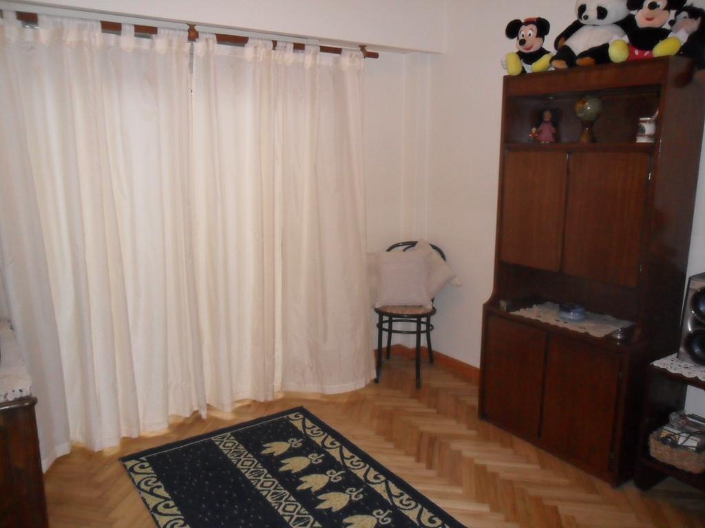 3 Ambientes, Al Frente P. B, con Patio y Lavadero, 68 m². 2