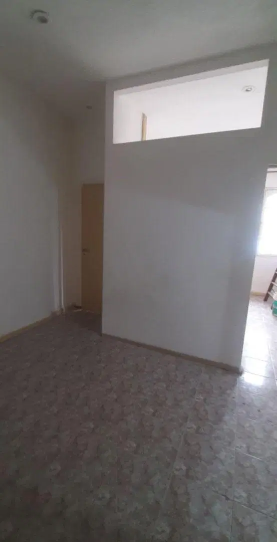 Monoambiente divisible apto vivienda o profesional/comercial 5