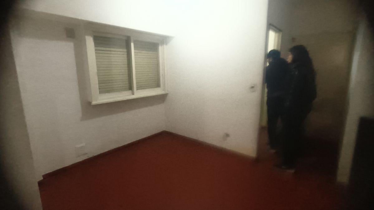 Foto de 3 amb frente balcon 1 piso por escalera, imagen 5