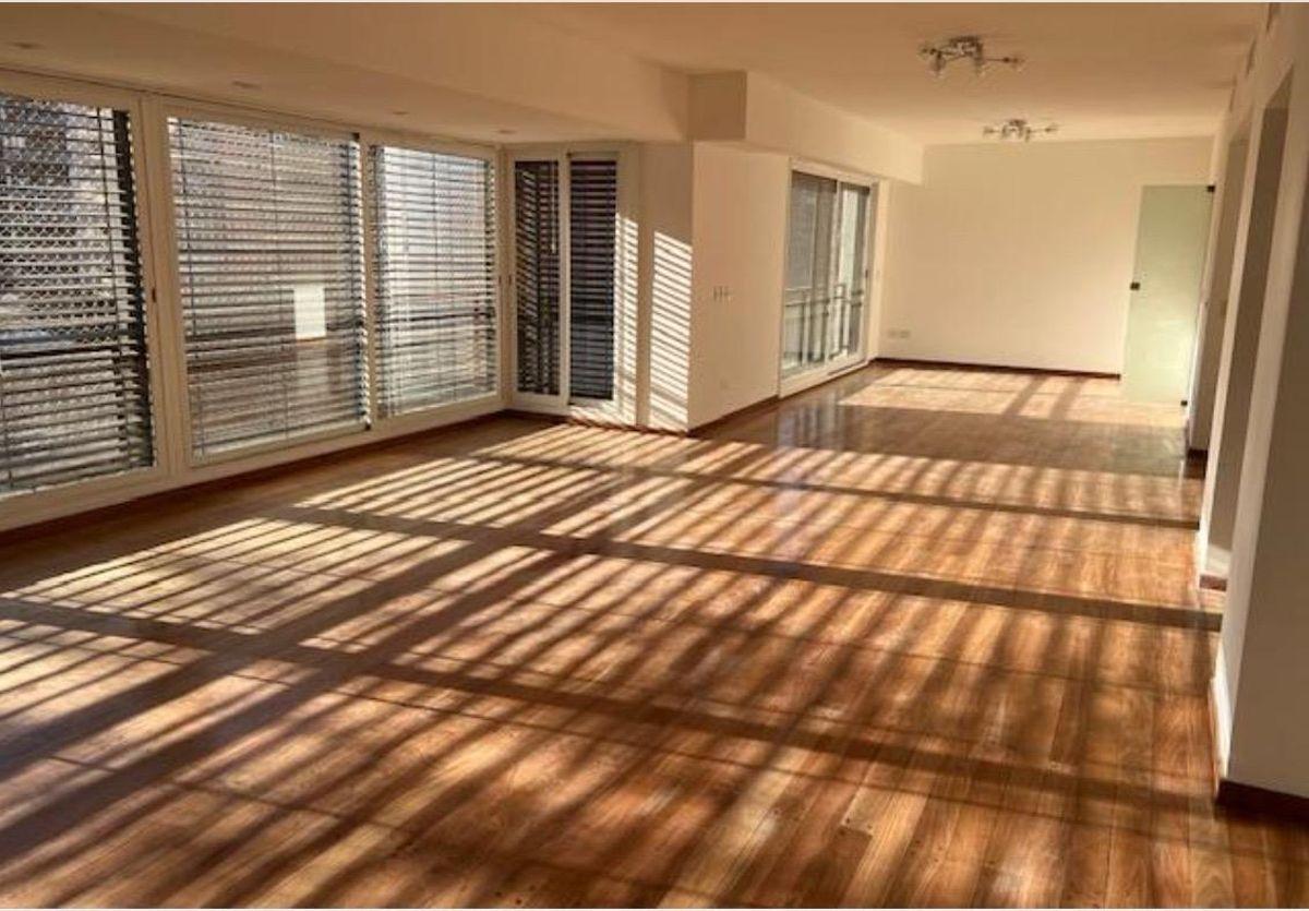 Foto de Departamento de 185 m² con 3 dormitorios en alquiler en Belgrano C, imagen 2