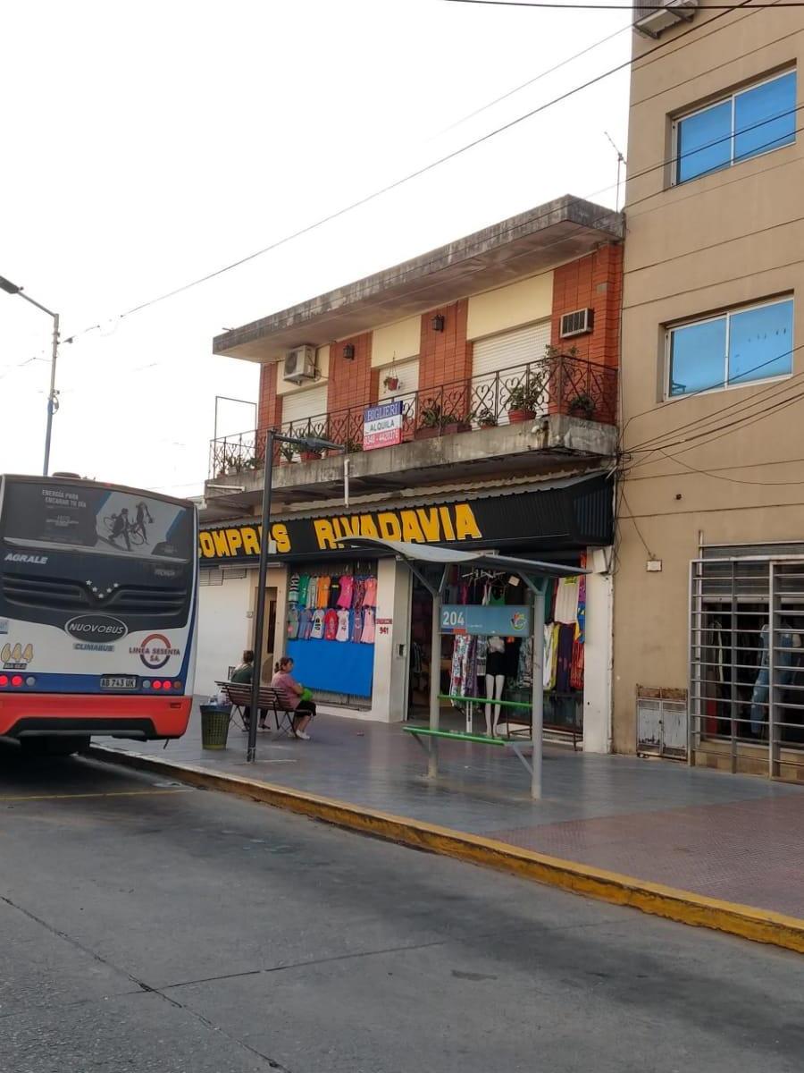 Oportunidad!! Retasado!! Departamento 4 ambientes terminal e Escobar!