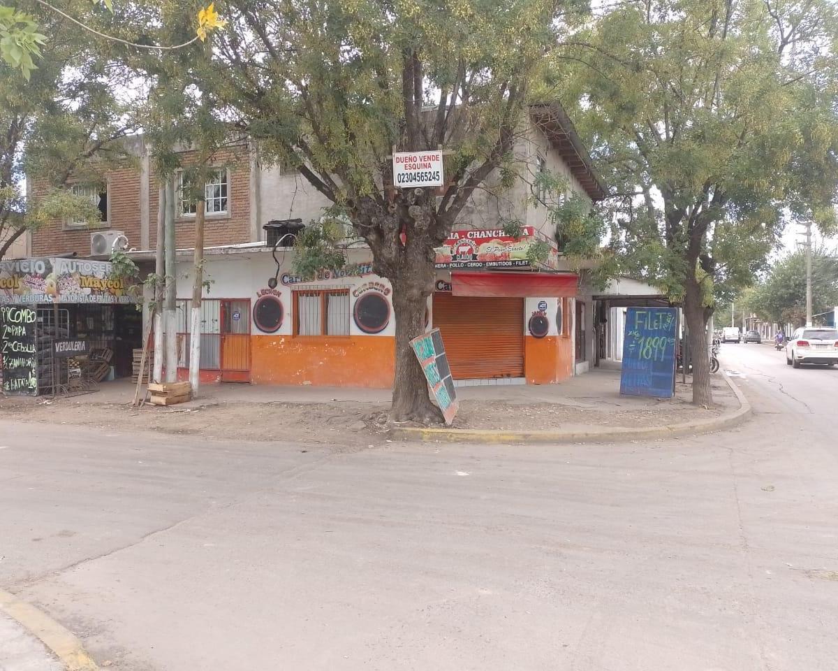 6 DEPTOS + 4 LOCALES EN VENTA EN ASTOLFI