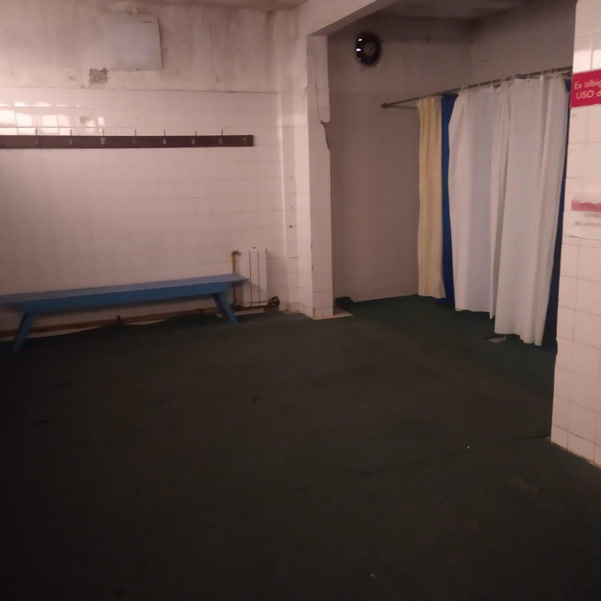 Oportunidad - Venta de Local Amplio en Caseros 1