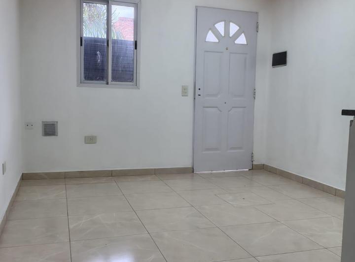 DUPLEX C/ 1 DORMITORIO EN BARRIO PARQUE IRIZAR - PILAR 1
