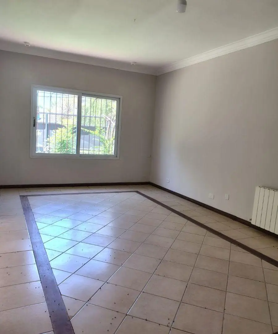 Casa 5 ambientes en Venta - Pilar, Villa Morra - Apta Crédito 3