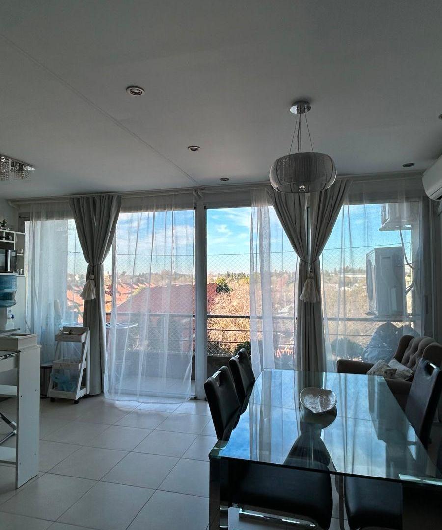 Excelente departamento 3 ambientes en Pilar Centro