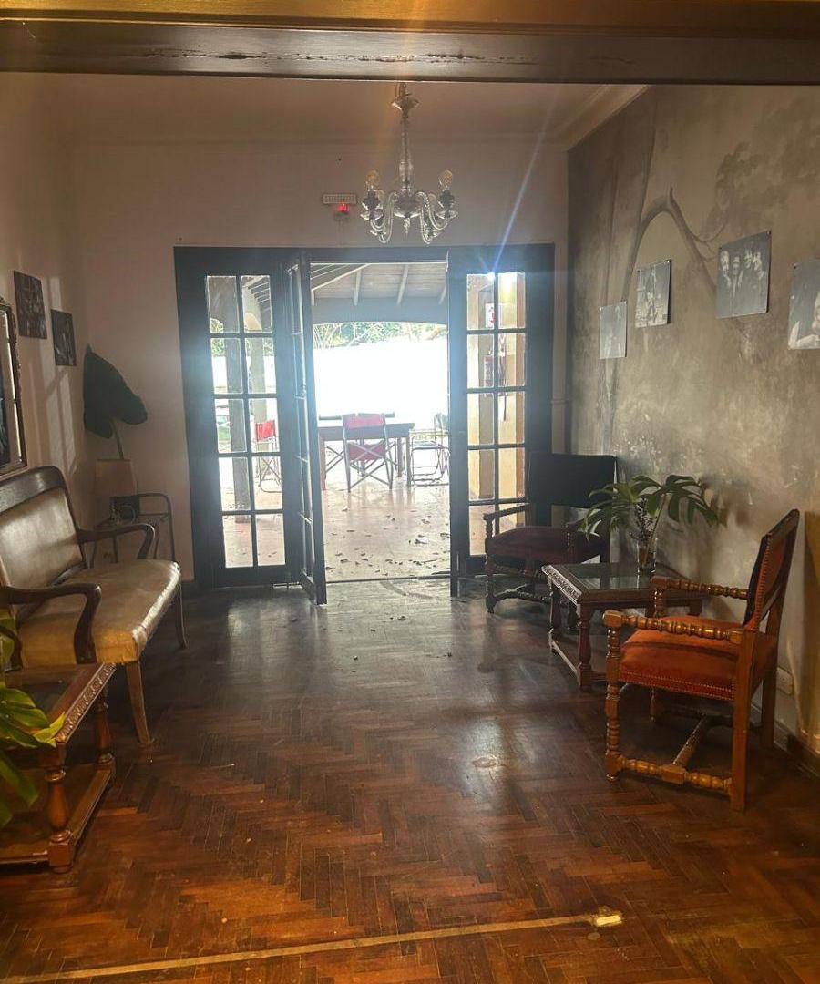 Foto de Excelente Local c/Patio en Pilar Centro, a 2 Cuadras de La Plaza, imagen 2