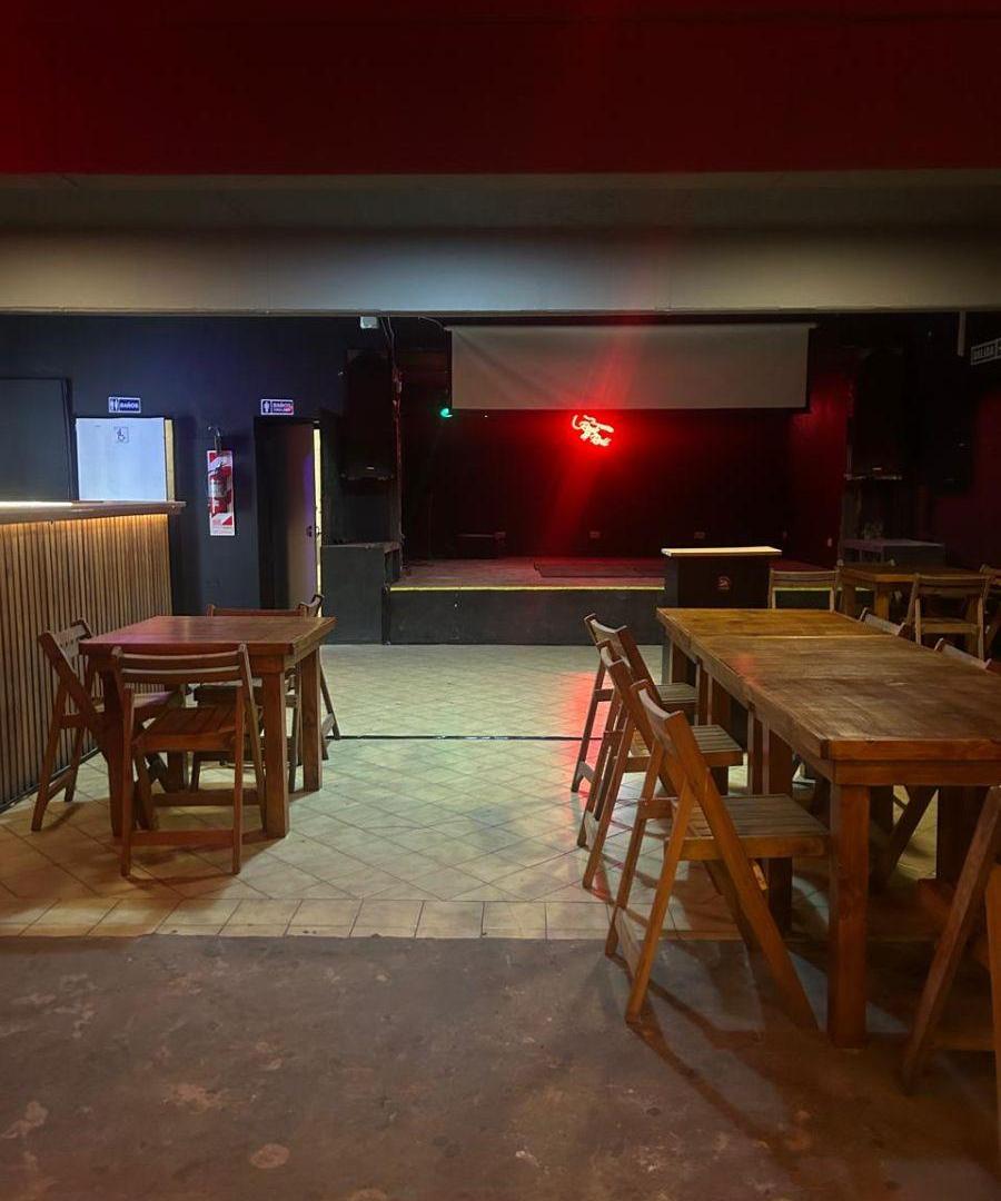 Foto de Excelente Local C/patio en Pilar Centro, a 2 Cuadras de La Plaza, imagen 2