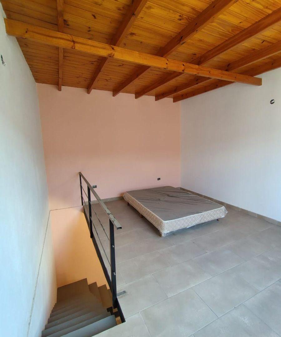 Foto de OPORTUNIDAD IDEAL INVERSION- Venta de complejo con 12 departamentos, imagen 3