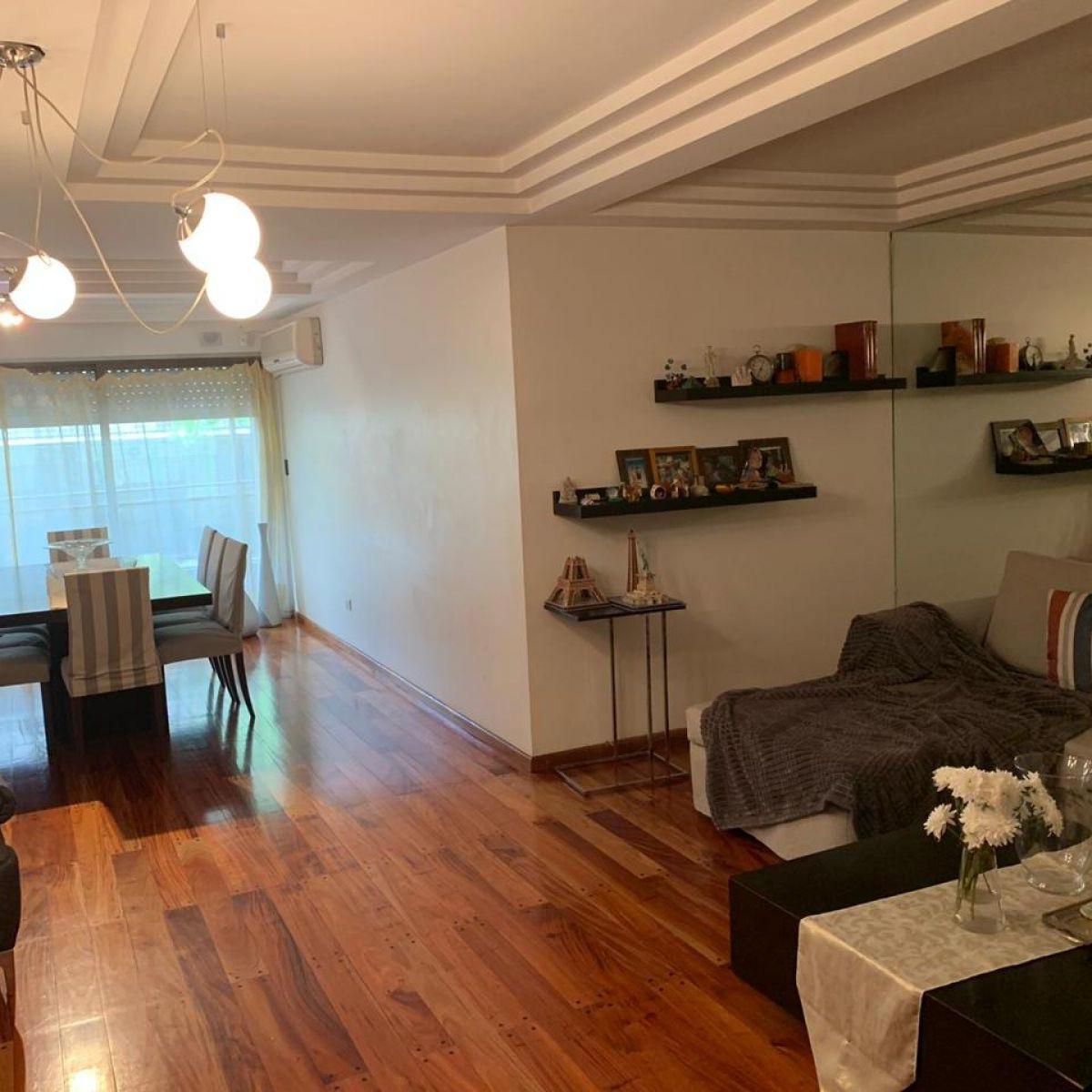 Venta Piso Exclusivo Rioja/moreno. Patio con Parrillero. Impecable. Calidad. 3