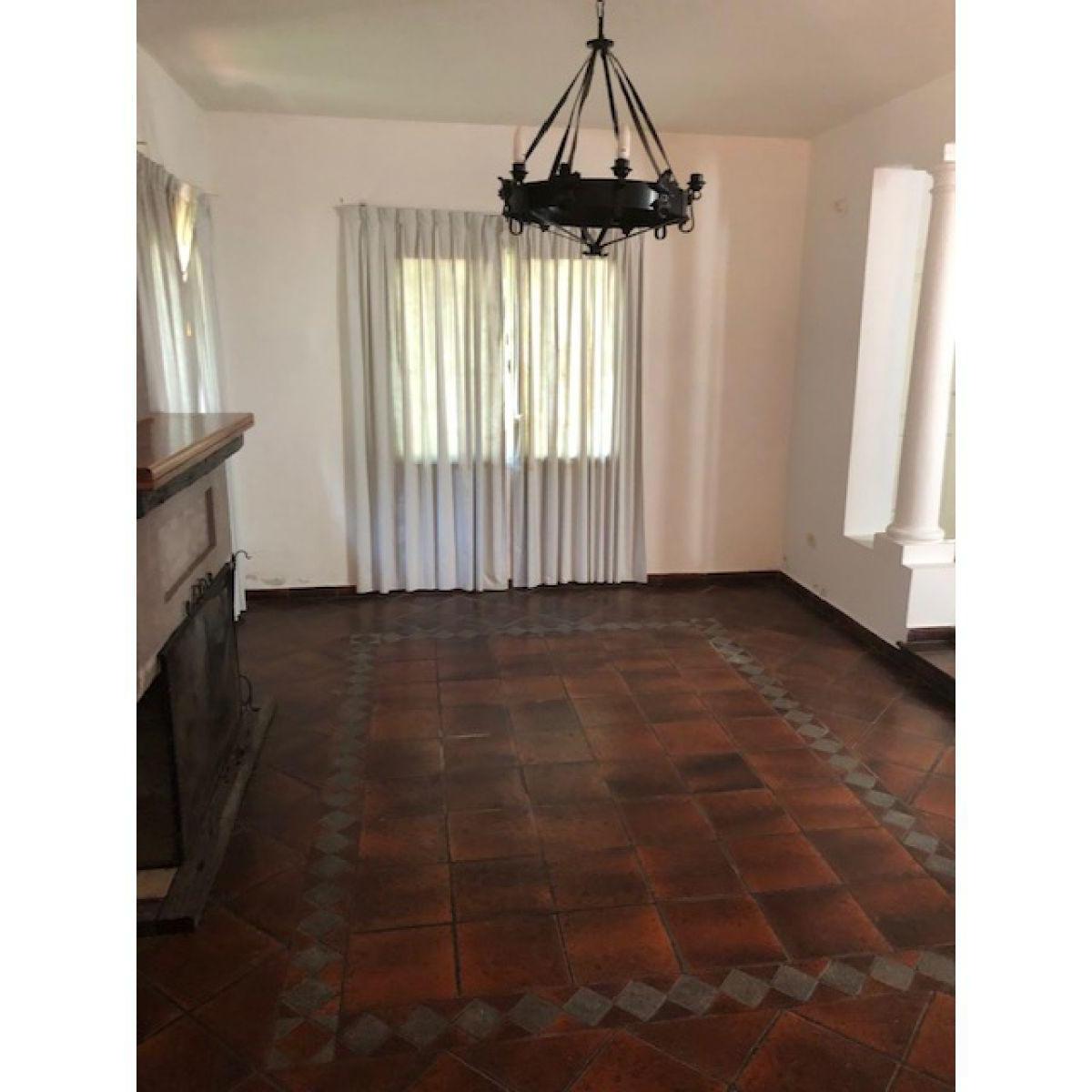 Casa en Venta Country Los Alamos Lote Esquina 1000 m². 4 Dorm.. Excelente! 5