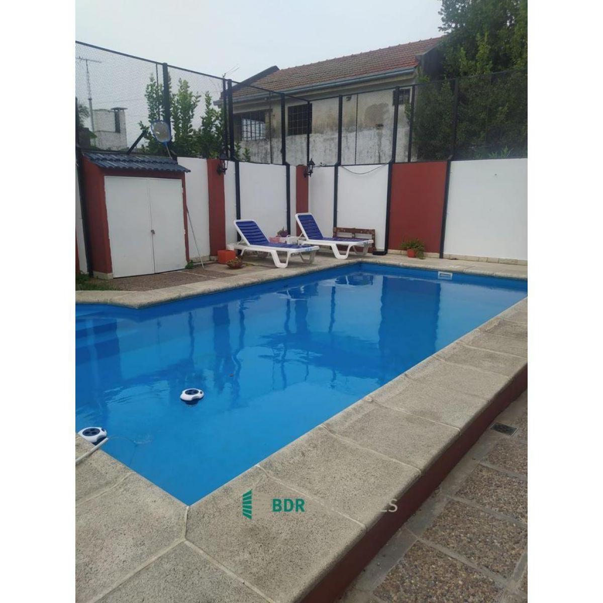 Venta 2 Casas Juntas Florida Rio. Piscina. 3 Dorm.. Excelente Estado! Aceptaría Departamentos 1