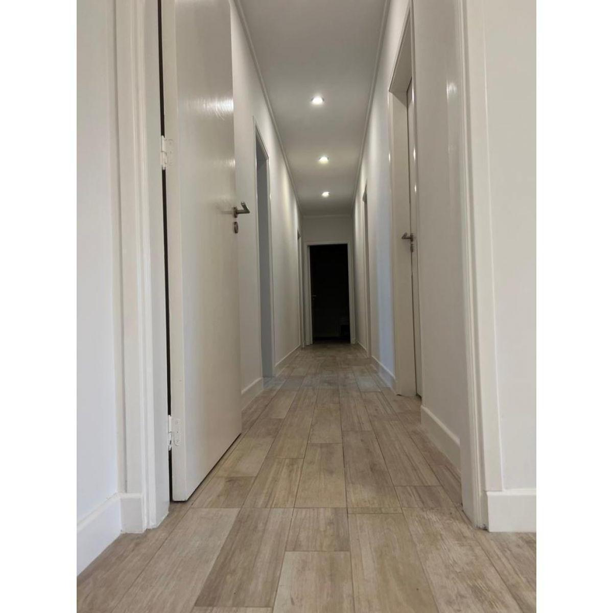 Foto de CASA EN VENTA LOS ALAMOS CLUB DE CAMPO. EXCELENTE UBICACION. LOTE 1350, imagen 2