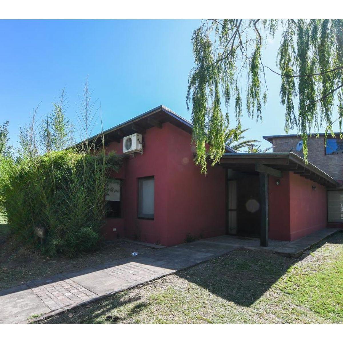 Venta Casa Country Los Alamos. 3 Dorm.. Escritorio. Piscina. Lote 1600 m². Excelente Entorn 2