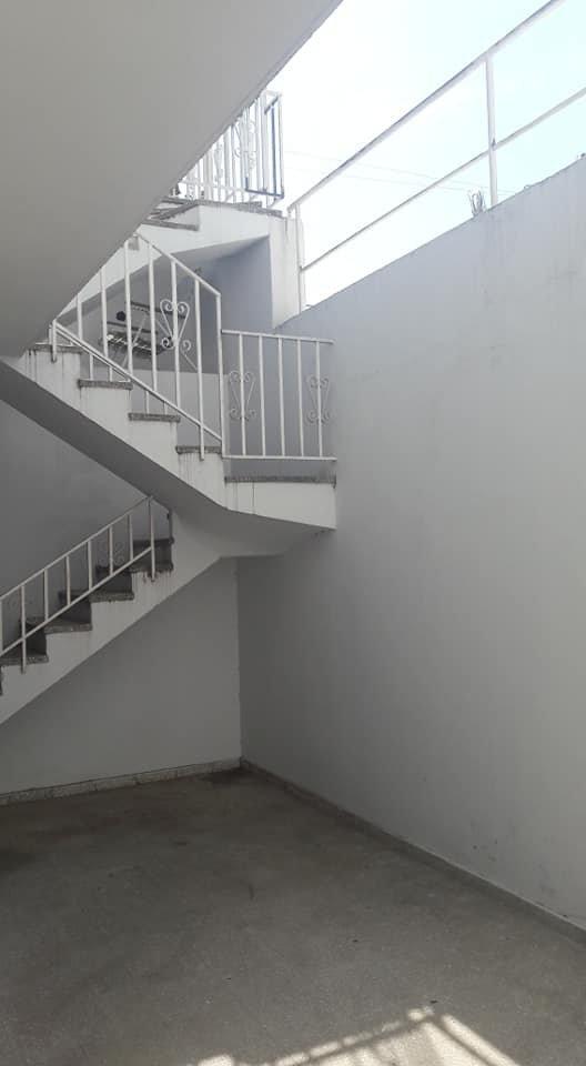 Foto de VENTA CASA . 4 DORM. 2 BAÑOS. PATIO . COCHERA (RIOJA 4700), imagen 2