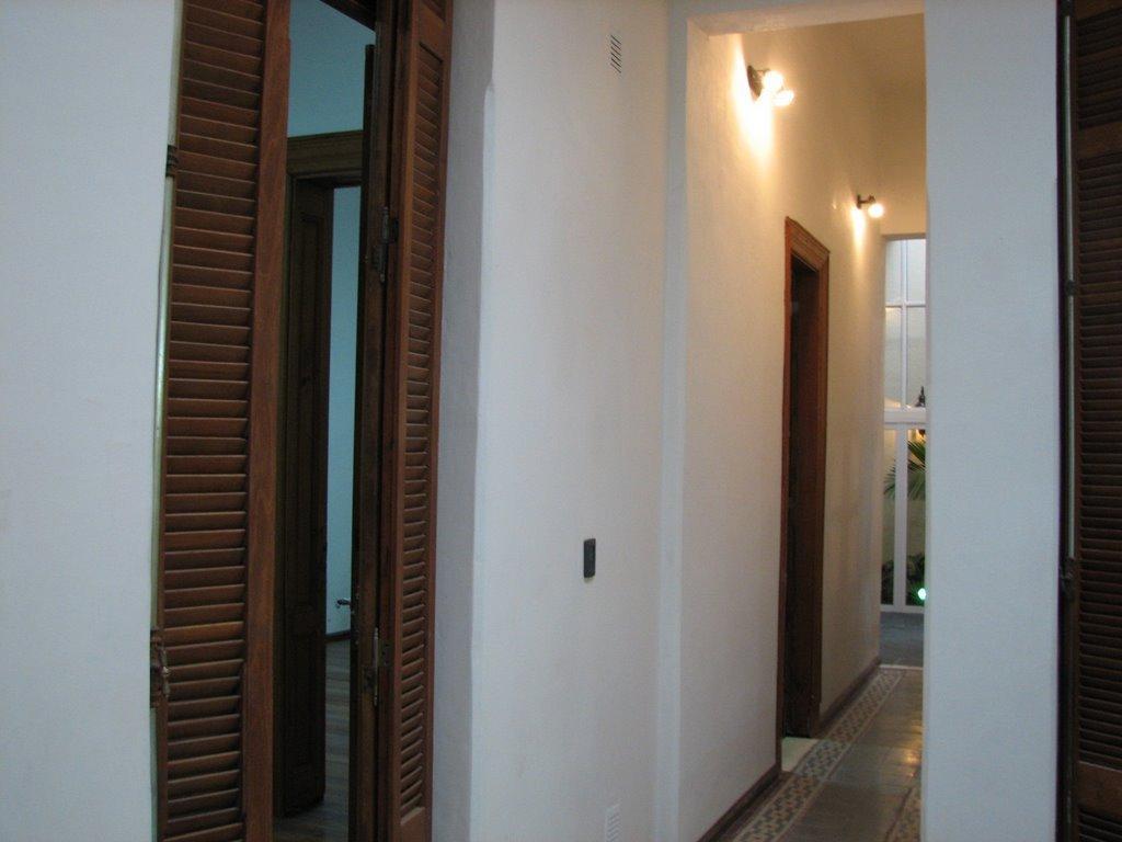 Venta Casa Planta Baja. 7 Hab. 2 Baños. 2 Patios. (Balcarce 300) 2