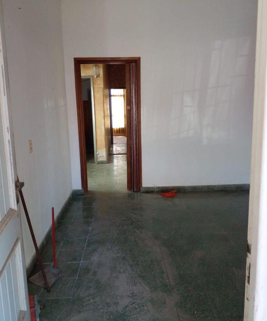 Foto de VENTA CASA A RECICLAR CON GRAN TERRENO (SAN LORENZO), imagen 2