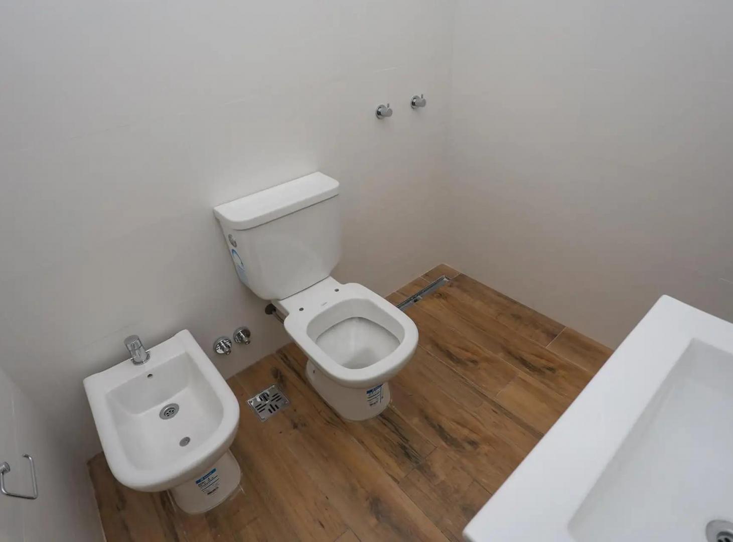 Foto de HERMOSO 3 AMBIENTES C/COCHERA, imagen 5