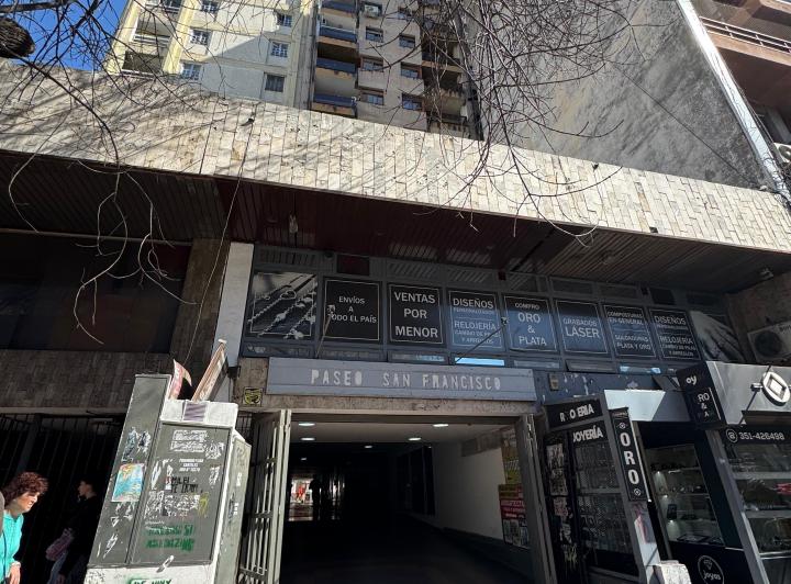 Departamento de 1 dormitorio en barrio Centro, excelente ubicación 4