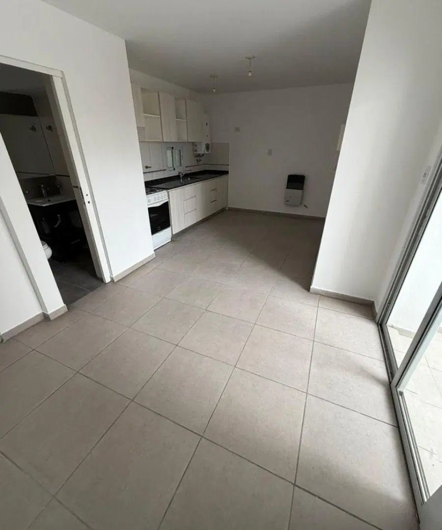Excelente departamento de 1 y 1/2 dormitorios en alquiler en Cofico. 3