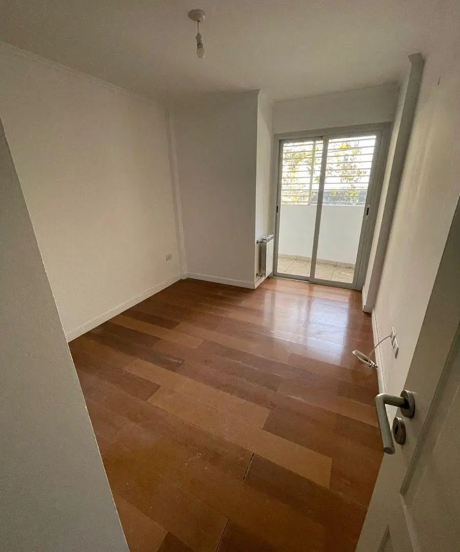 Excelente departamento de 2 habitaciones en alquiler en General Paz 5