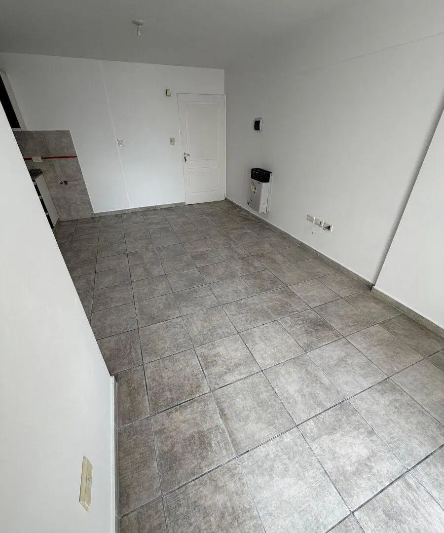 Excelente departamento de 1 dormitorio en alquiler en Cofico 8