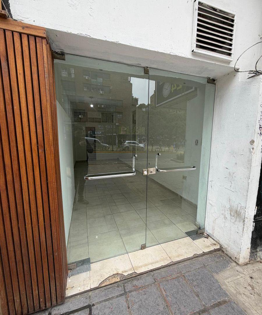 Foto de Excelente Local Comercial en alquiler a metros de Patio Olmos, imagen 3