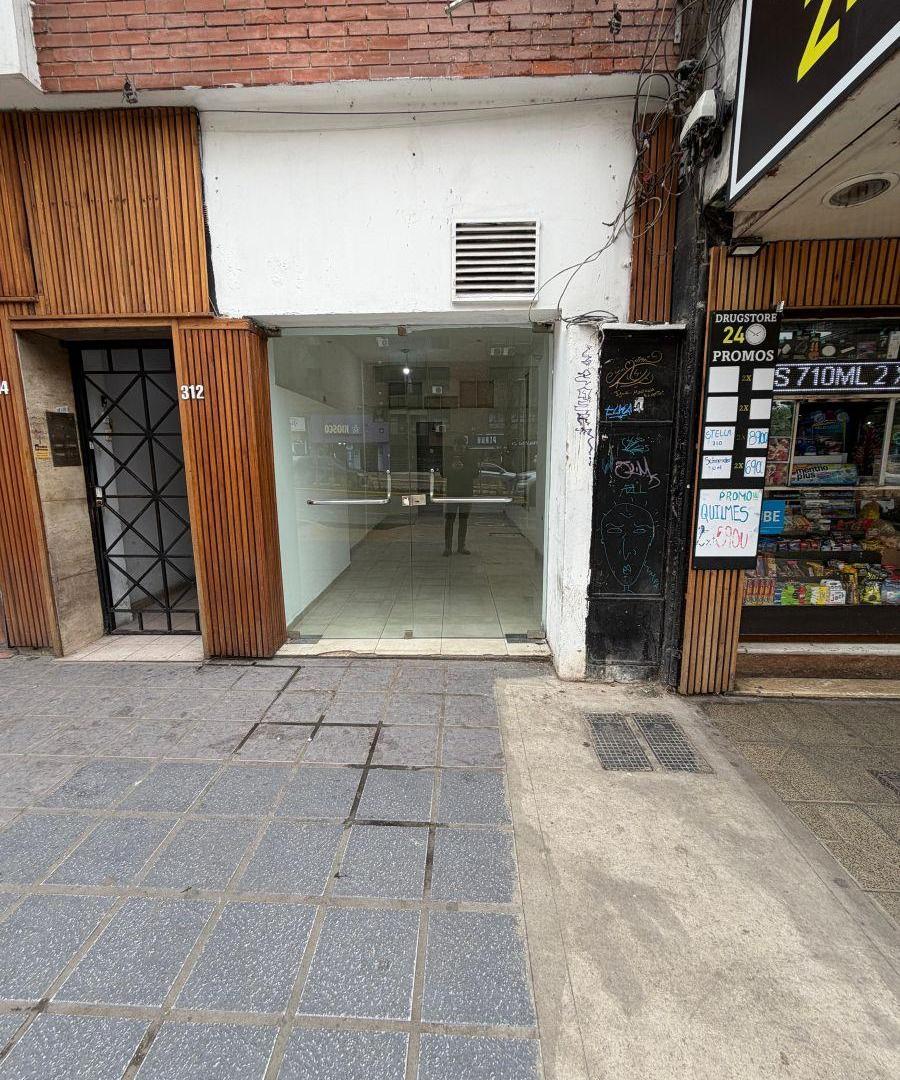 Foto de Excelente Local Comercial en alquiler a metros de Patio Olmos, imagen 2