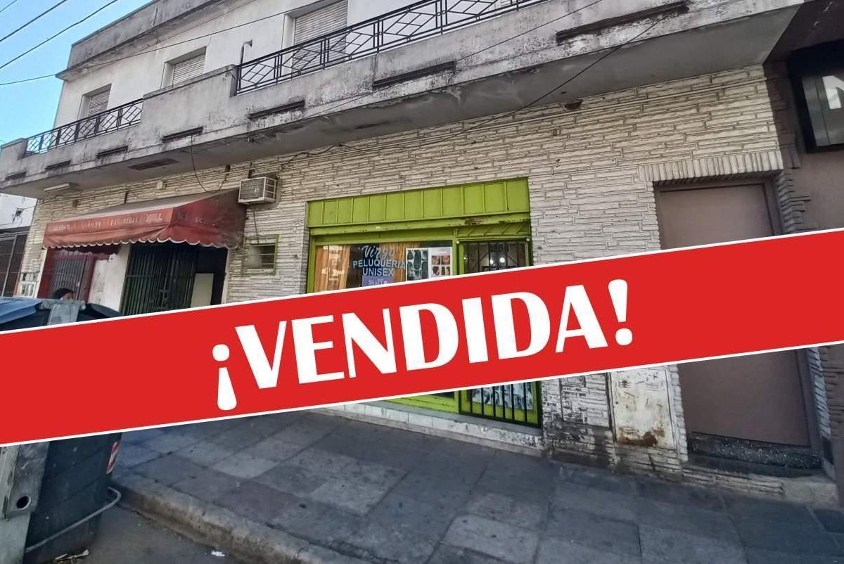 Venta Casa 4 Ambientes con Garage, Taller, Patio y Terraza en Parque Avellaneda 2