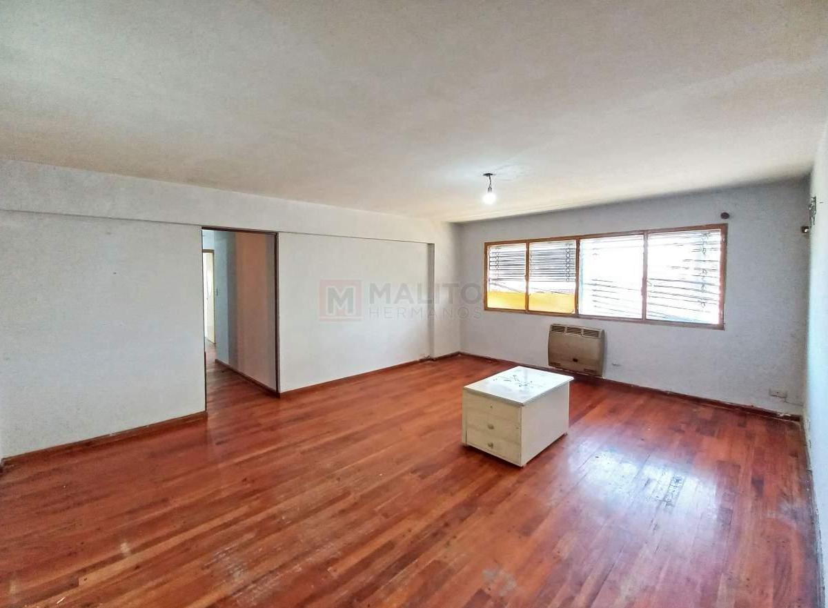 Venta Departamento 4 Ambientes con Lavadero en Torre de Viviendas en Villa Lugano 2
