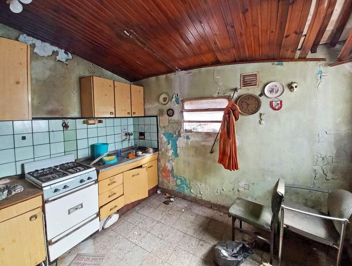 Venta Casa Lote Propio 2 Ambientes con Patio en Mataderos 3