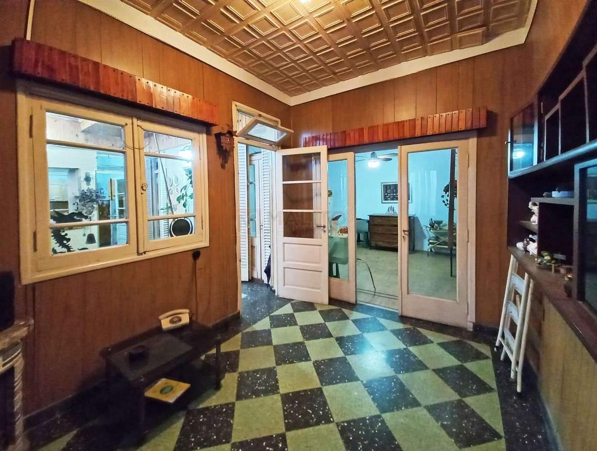 Venta PH 4 Ambientes en Planta Baja con Patio Cubierto y Terraza en Mataderos 2