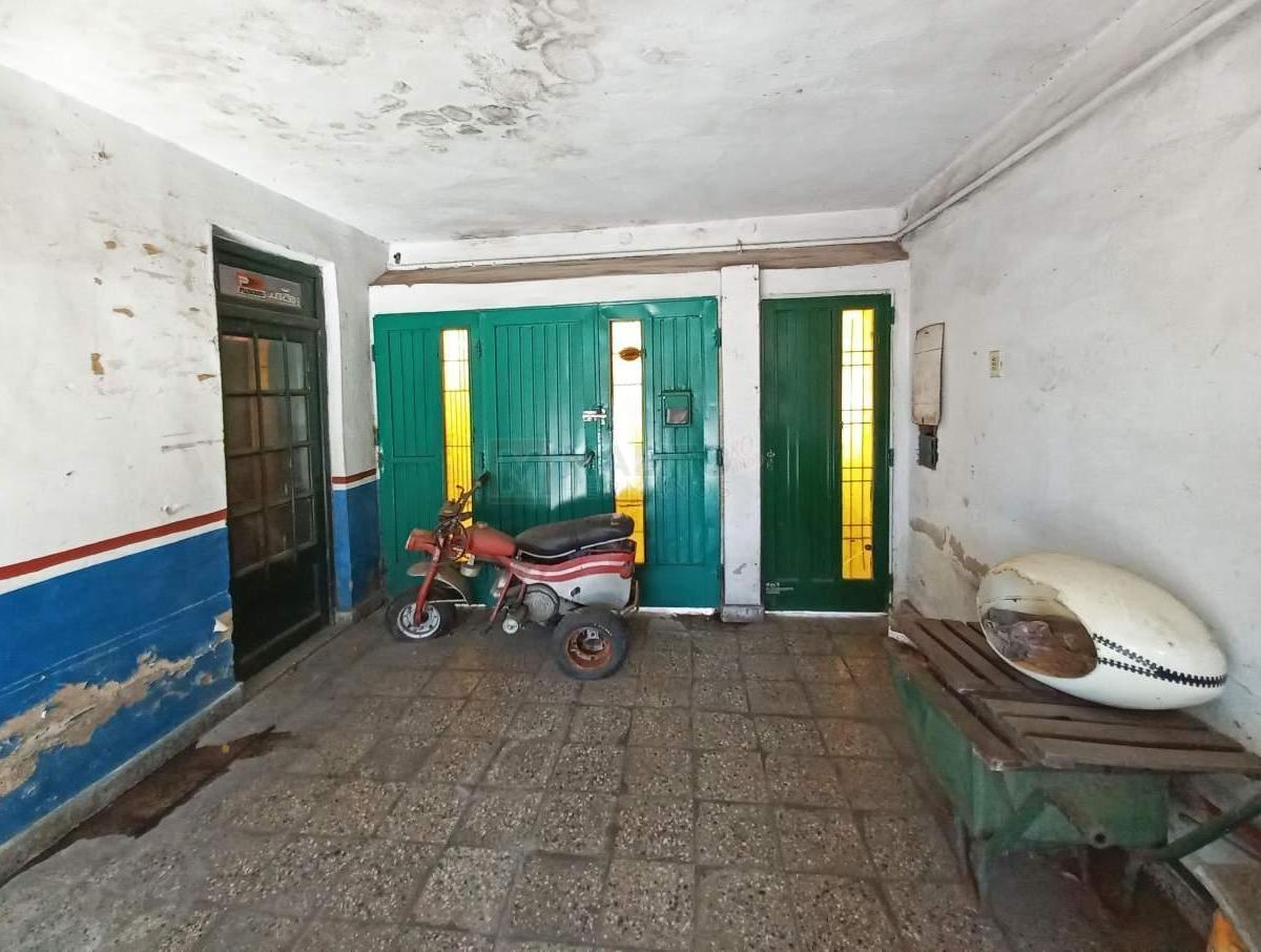 Venta Casa Lote Propio 8,66 X 24,83 - 5 Ambientes con Garage, Patio, Terraza y Local Al Frente en Pa 4