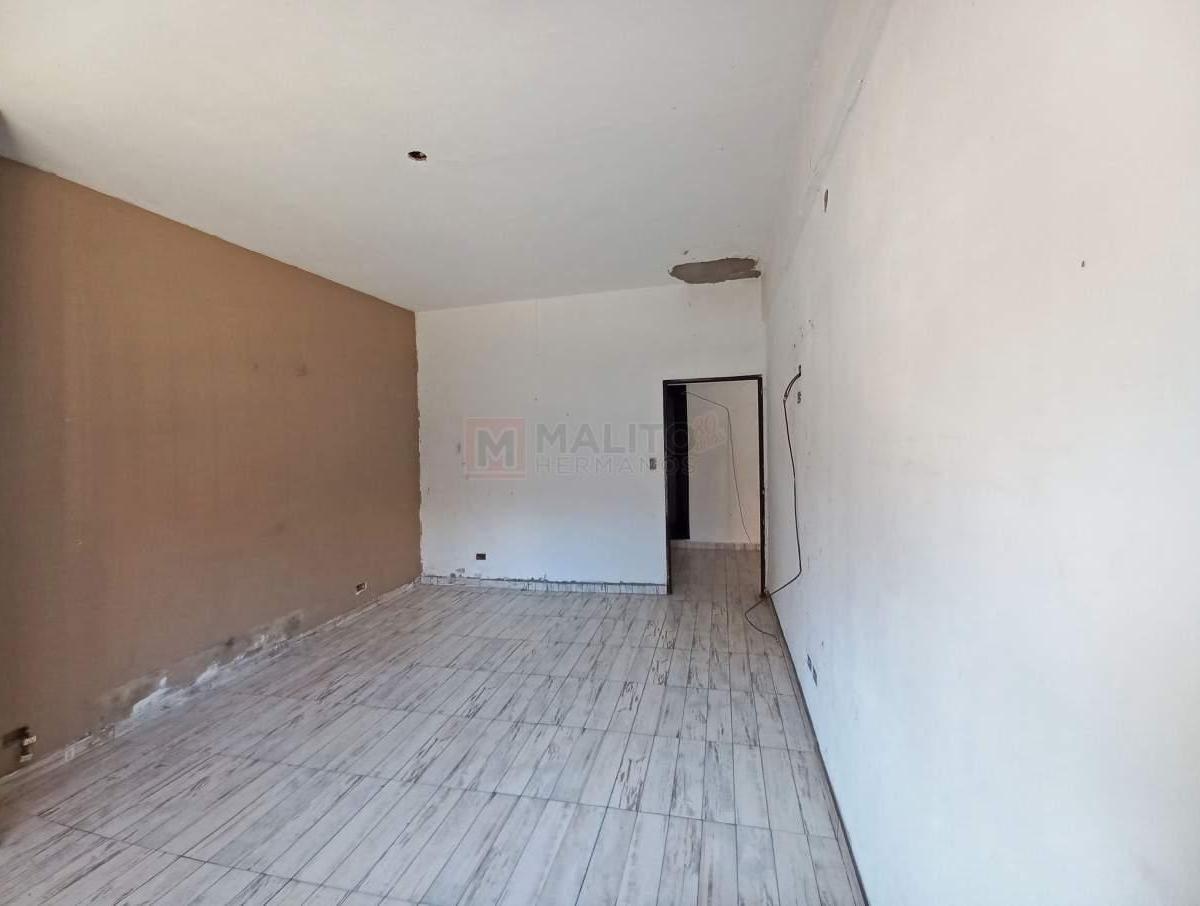 Venta PH Frente 2 Ambientes en Mataderos 2