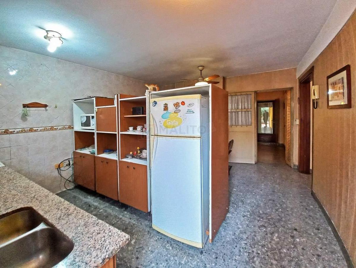 Venta Casa Lote Propio 5 Ambientes con Patio y Terraza en Parque Avellaneda 2