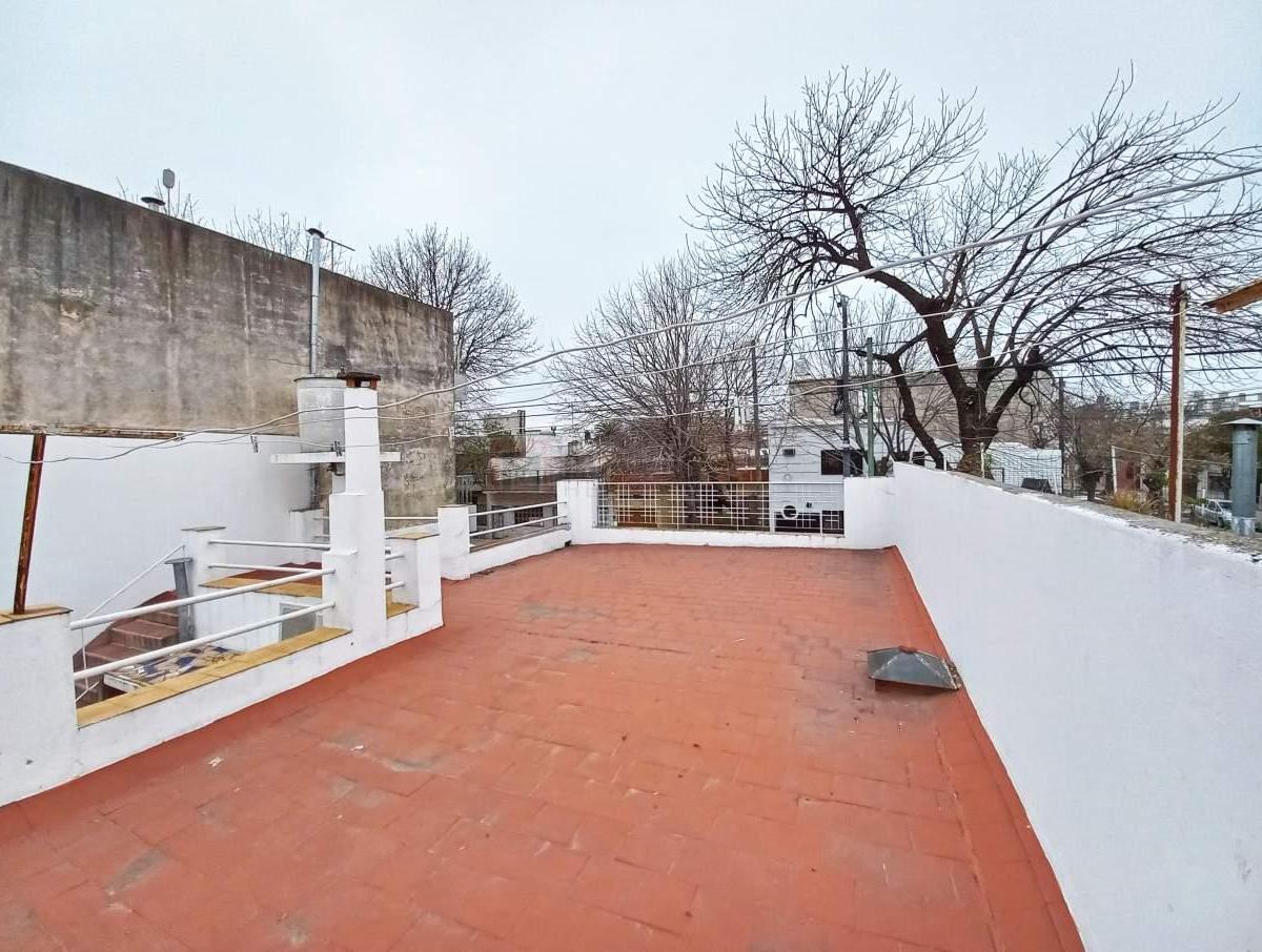 Venta Casa Lote Propio 3 Ambientes con Patio y Terraza en Villa Lugano 4