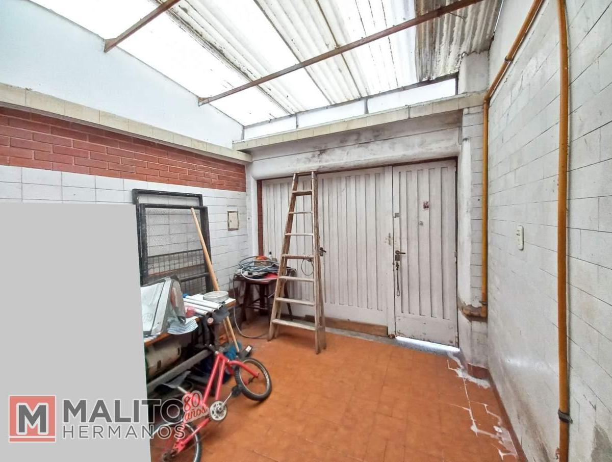 Venta Casa Lote Propio 3 Ambientes con Patio y Terraza en Villa Lugano 1